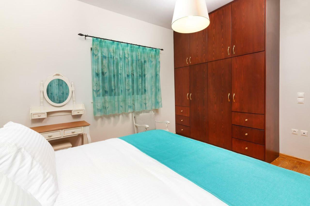 Agia MarinaCharming And Comfy House公寓 外观 照片